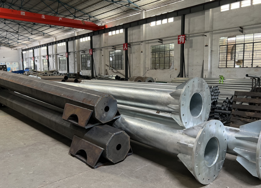 粤盾厂家生产 F/L/T型杆 黑管镀锌 标志杆 圆管 八角杆 y型杆