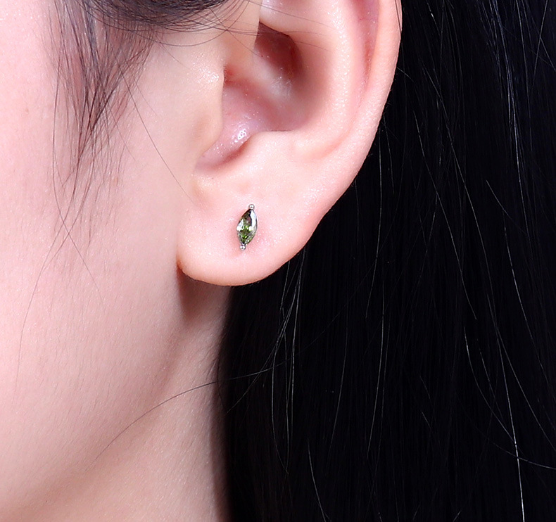 925 Sterling Silver Material 1 Pair 925 Sterling Silver Oval Zircon Ear Studs