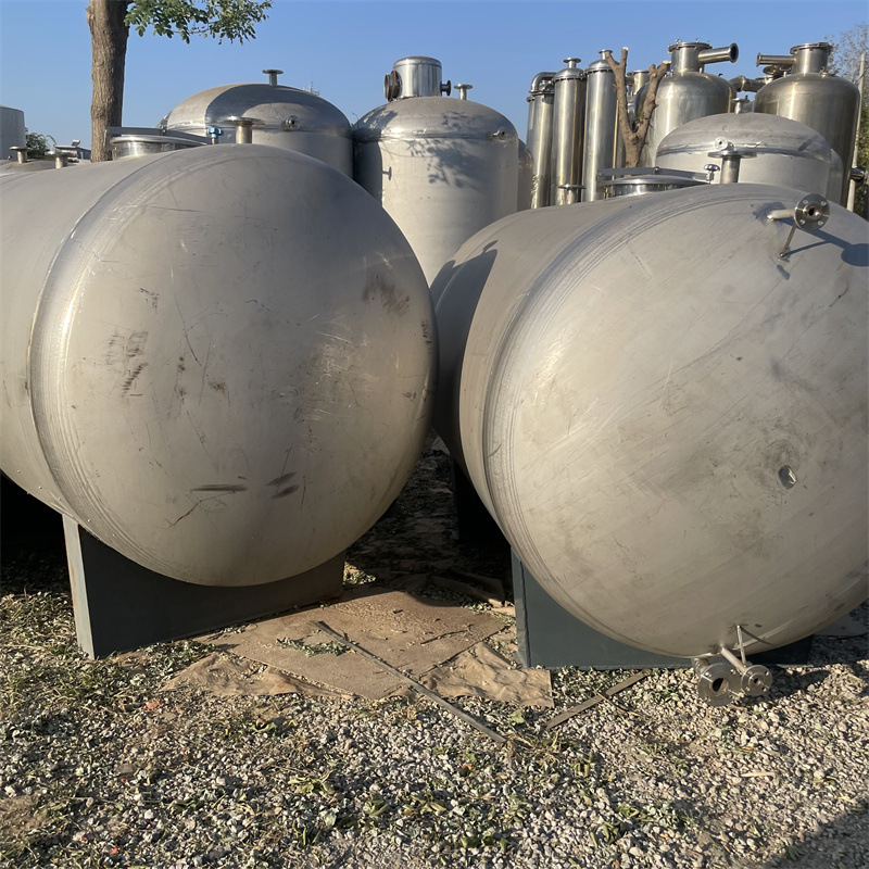 销售二手不锈钢储罐 不锈钢真空储存罐 液体粮食储存罐