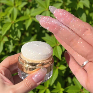 ���yƷ�������ķ۾�����Ůħ�m������Y�����w�߹��W����i�Ǳĵ�