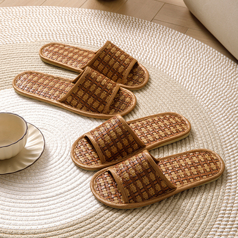 Breathable Rattan Grass Linen Slippers for Women, Summer Non-Slip and Anti-Odor Couple's Indoor Home Floor Cooling Slippers for Men, All Seasons