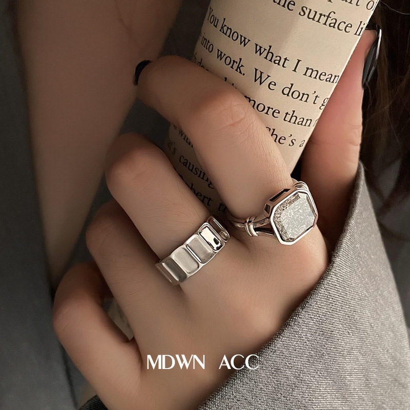 Japanese and Korean S925 Silver-Plated Unique Niche Square Ring for Women, Vintage Fashion Geometric Open Ring, Index Finger Ring
