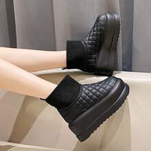 雪地靴冬季新款加绒厚底松糕面包鞋时尚百搭高跟针织口一脚蹬短靴