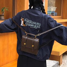 С����ʽ�͹Ŵ���p���б��ţ���Ӣ��ͨ�ڌW�����N��������Ů