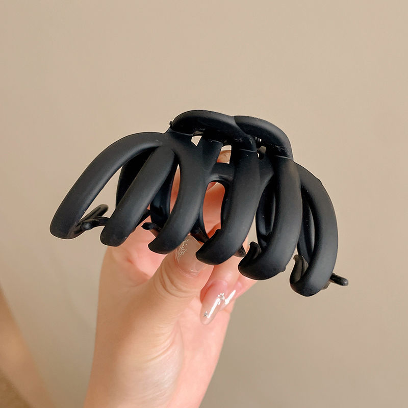 Lujo ligero, temperamento de alta gama, clip de agarre femenino 2025, nueva horquilla, placa de la parte posterior de la cabeza, gran cantidad de cabello, clip de tiburón, tocado