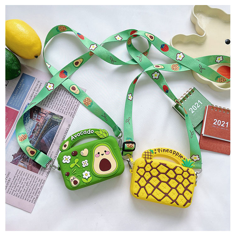 Cartoon Avocado Children's Silicone Coin Purse Messenger Bag Wholesale Nihaojewelry display picture 8