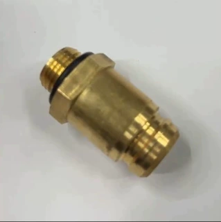 2081828 斯堪-尼亚 连接器接头 燃油滤清器外壳