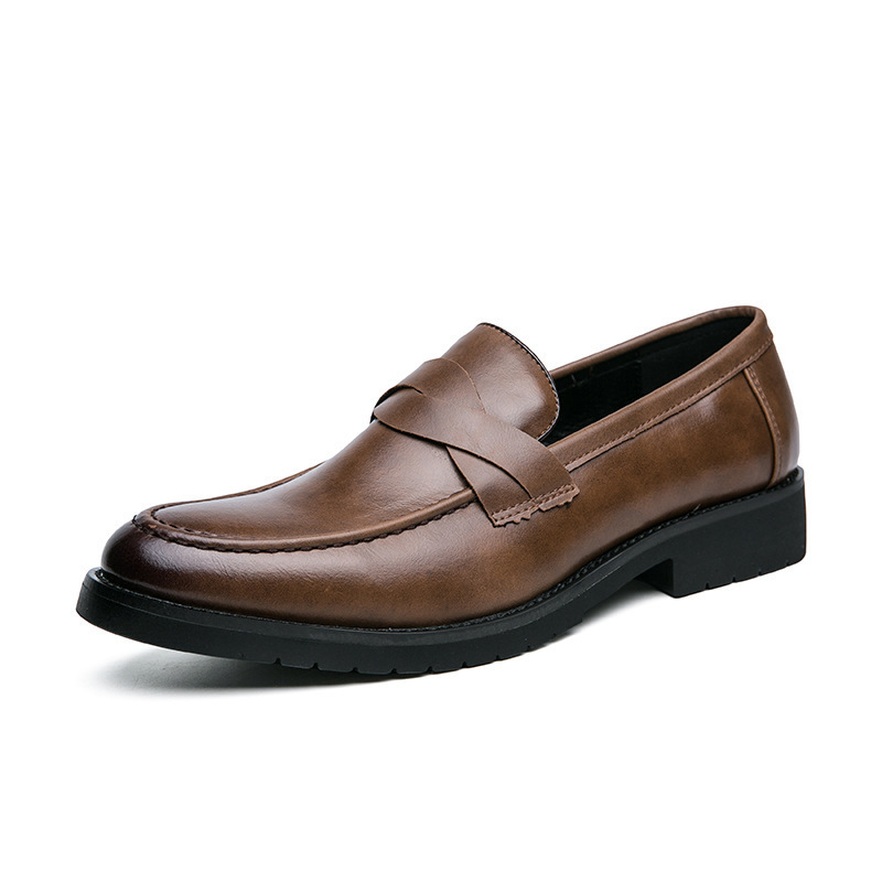 2024 hombre de moda británica zapatos de cuero casual de negocios simples y versátiles zapatos de cuero casados de punta de pie de hombre