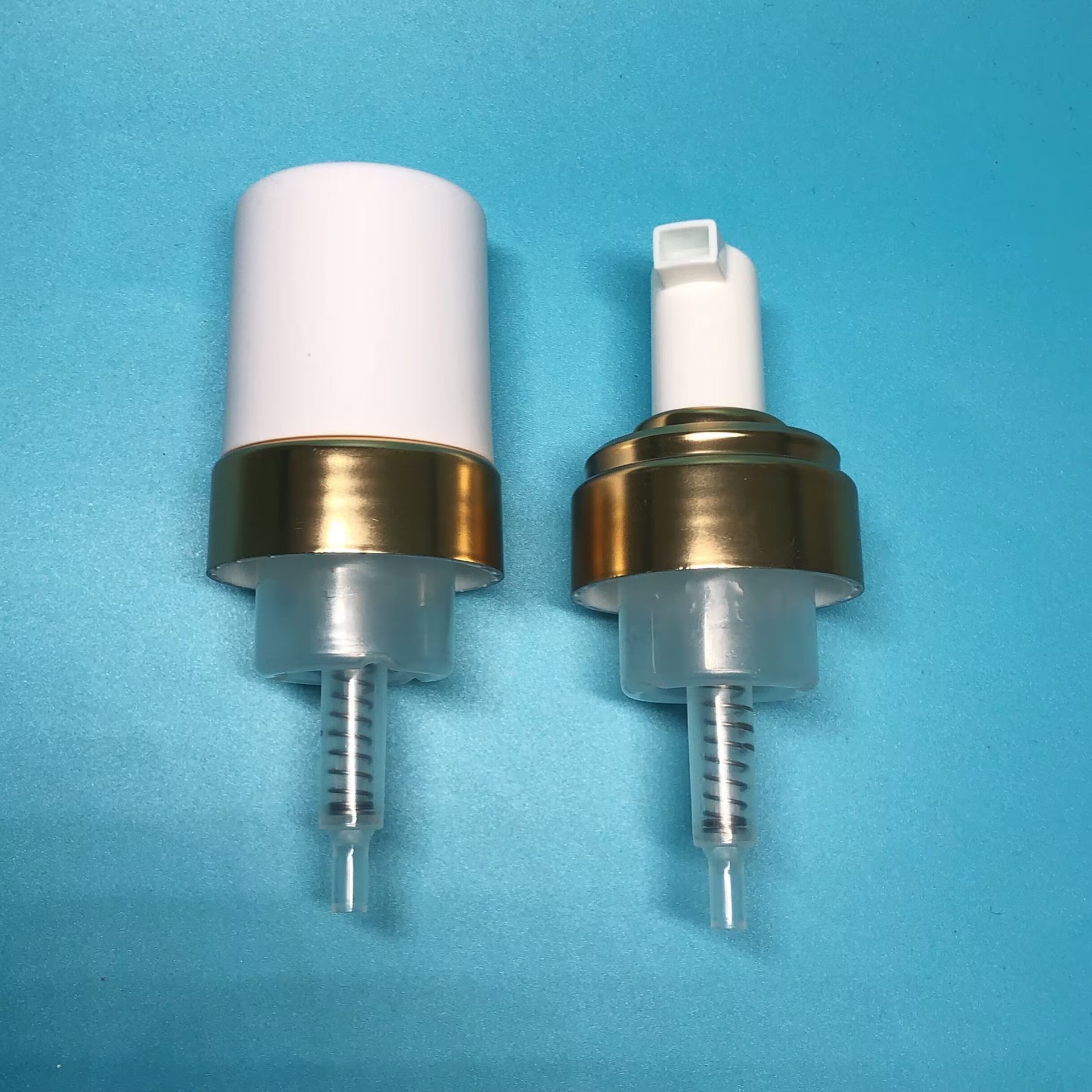 现货洗面奶按压泵43牙泡沫泵 电镀金肩套塑料带罩洁面慕斯起泡泵