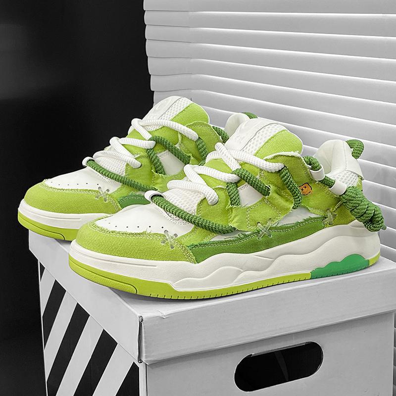 Men's shoes autumn and winter sports leisure green board shoes junior high school students to increase the design sense of niche bread fashion shoes_voghion.com