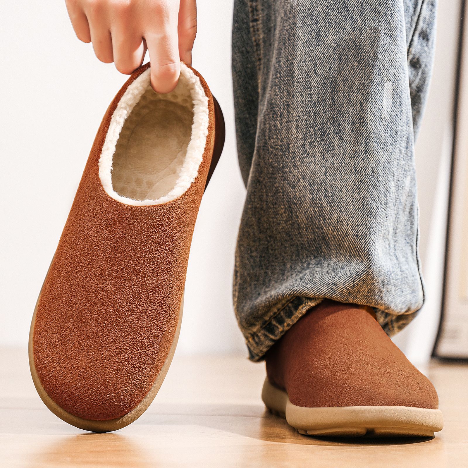Zapatos de algodón otoño y invierno nuevos zapatos de borcado zapatos de hombre bolsas de cabeza Mueller zapatos de peluche pequeñas botas de nieve cálidas de patata