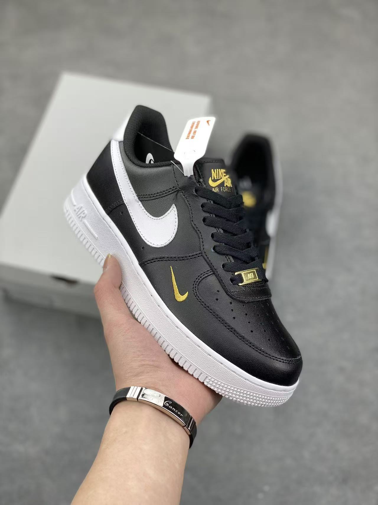 Zapatos de comercio exterior transfronterizo Putian AF1 Fuerza Aérea No. 1 blanco puro negro puro zapatos de patina baja para hombres y mujeres zapatos deportivos casuales