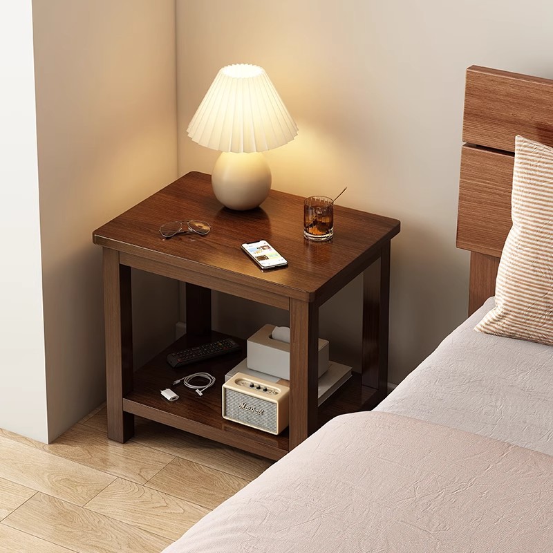 Sofá de lado, gabinete de lado, sala de estar, mesa de té simple y moderna, balcón cuadrado, mesa cuadrada de madera sólida