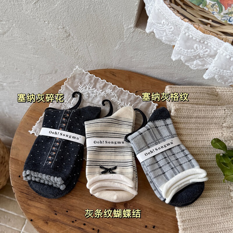 songmu Senna Gray Series "Seamless Women's Mid-Calf Socks Autumn/Winter Korean Style Girls' Bowknot Slouch Socks" songmu Senna Gray Series "Seamless Women's Mid-Calf Socks Autumn/Winter Korean Style Girls' Bowknot Slouch Socks"