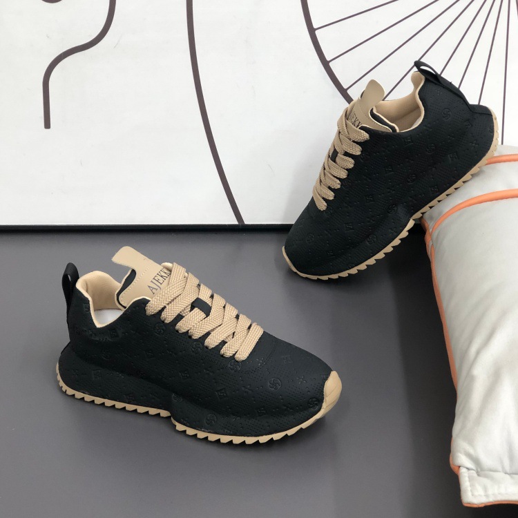 新款冬季上新男鞋时尚百搭潮流印花休闲厚底增高包底舒适休闲男鞋