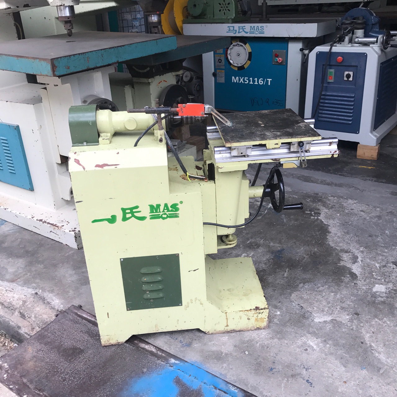 出售马氏攻牙机