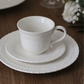 陶瓷餐具套装;陶瓷杯;盘