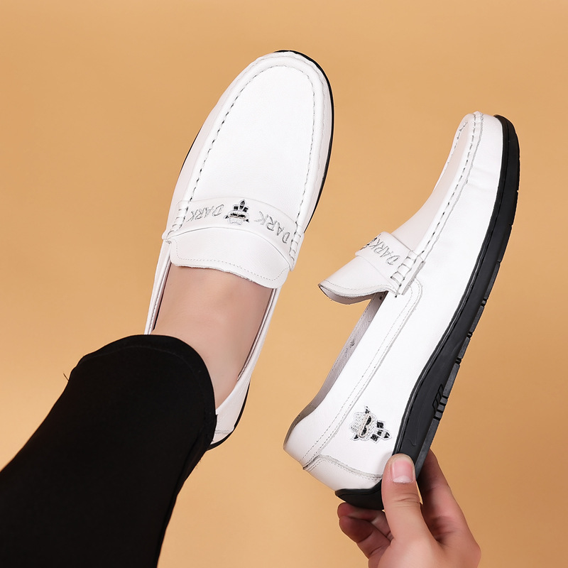 Nueva capa superior de piel de vaca zapatos de guisantes de los hombres de cuero genuino zapatos de cuero casuales de los hombres mocasines de moda papá slip-on zapatos de los hombres