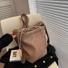 包包女2022冬季新款大容量手提包PU單肩包時尚歐美復古簡約托特包