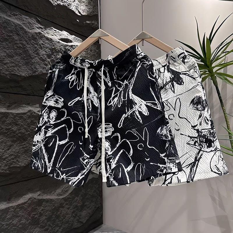 Men's Graffiti Style Quick Drying Beach Shorts Summer Thin High Street Sporty Casual Five Point Individuality Pants_viptrois.com