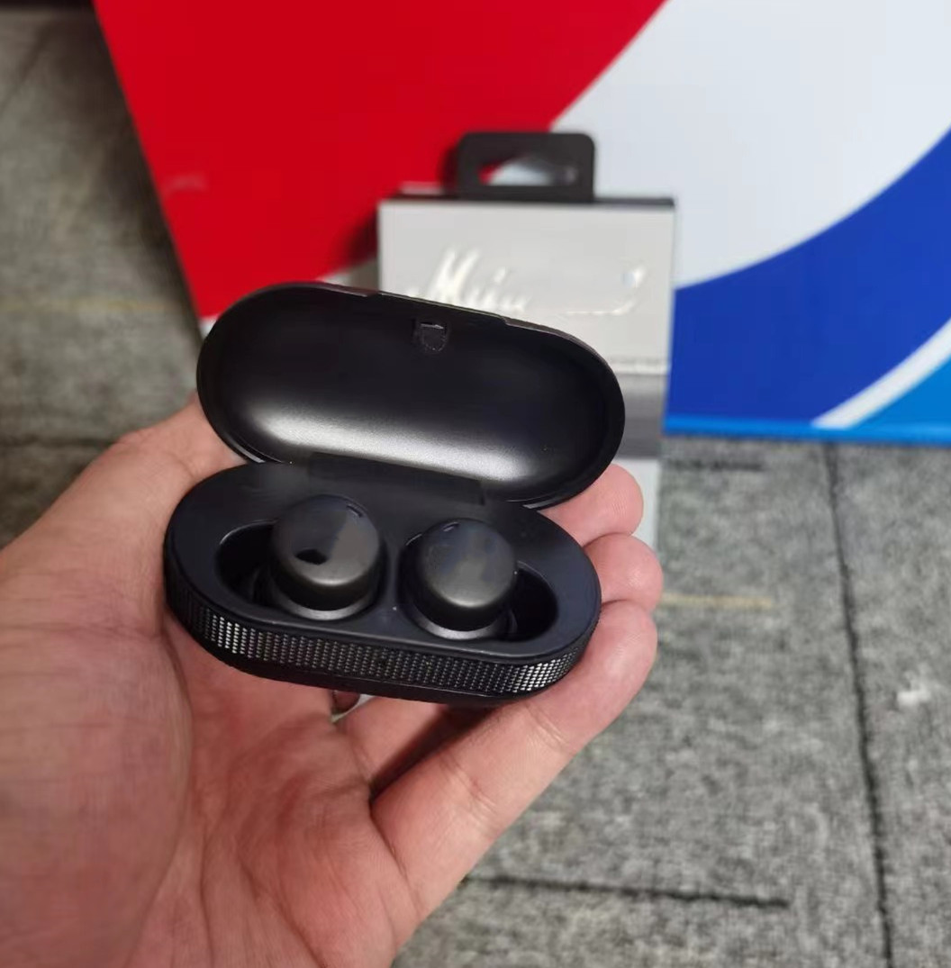 73b2d4bdf7607f61cc6ae1d0473d63