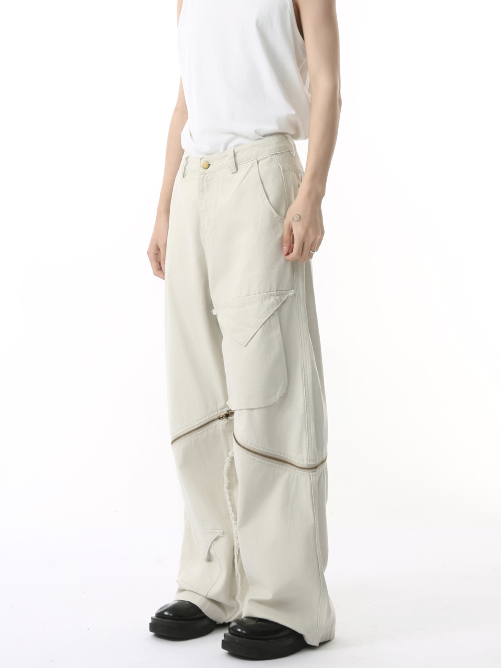 MTLCLOTHES Hombres| Nicho de bolsillo empalmado con cremallera diseño de moda herramientas pantalones de madera jeans casuales