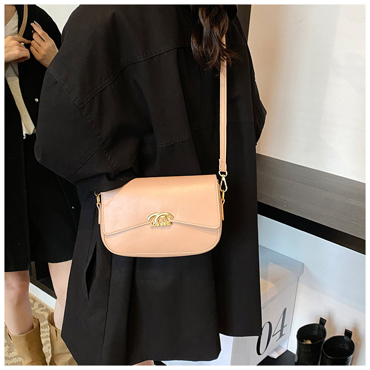Fashionable and versatile small square bag, new autumn and winter style work and commuting bag, women's bag, simple single-shoulder bag, women's crossbody bag undefined