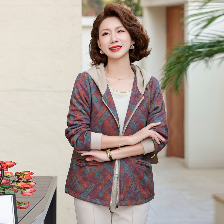 2025新款妈妈秋装时尚外套短款中年女士连帽上衣中老年春秋夹克衫|undefined