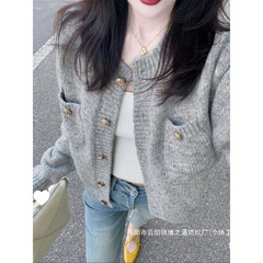 厂家直销小香风灰色短款针织开衫女秋季新款毛衣小个子外套上