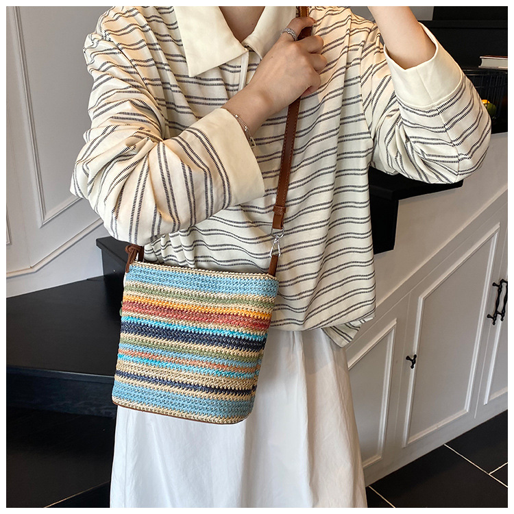 Handmade woven bag for women, 2025 new style straw woven bag, versatile shoulder bag, seaside vacation crossbody bag, bucket bag undefined