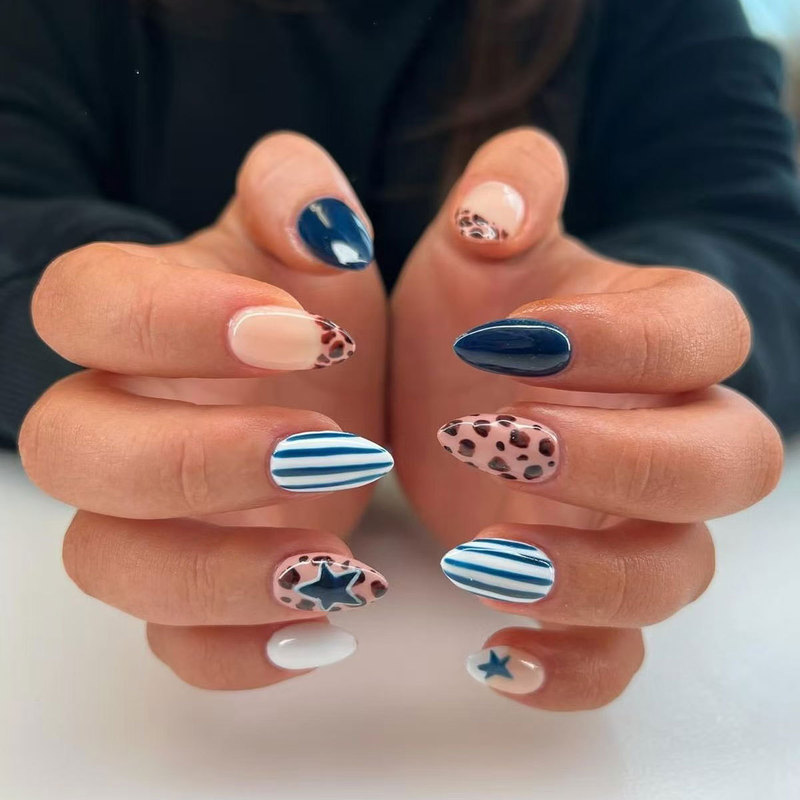 X-0703 New Ways to Wear Nail Art: Leopard Print, Stripes, and Stars Create a Unique Fingertip Aesthetic