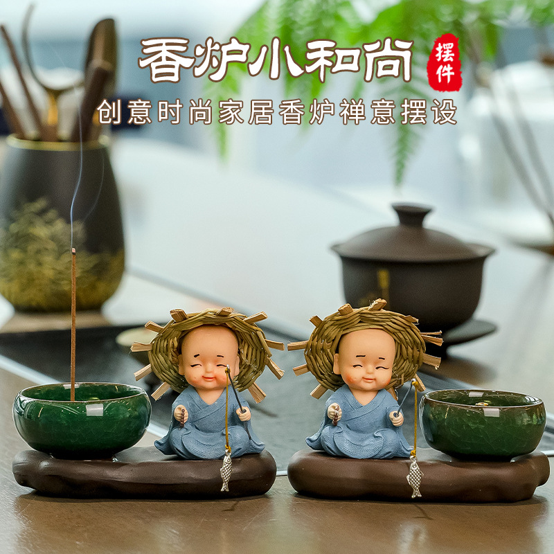 Straw hat fishing monk Zen aromatherapy stove ornaments home decorations ceramic sandalwood incense stove incense sitting
