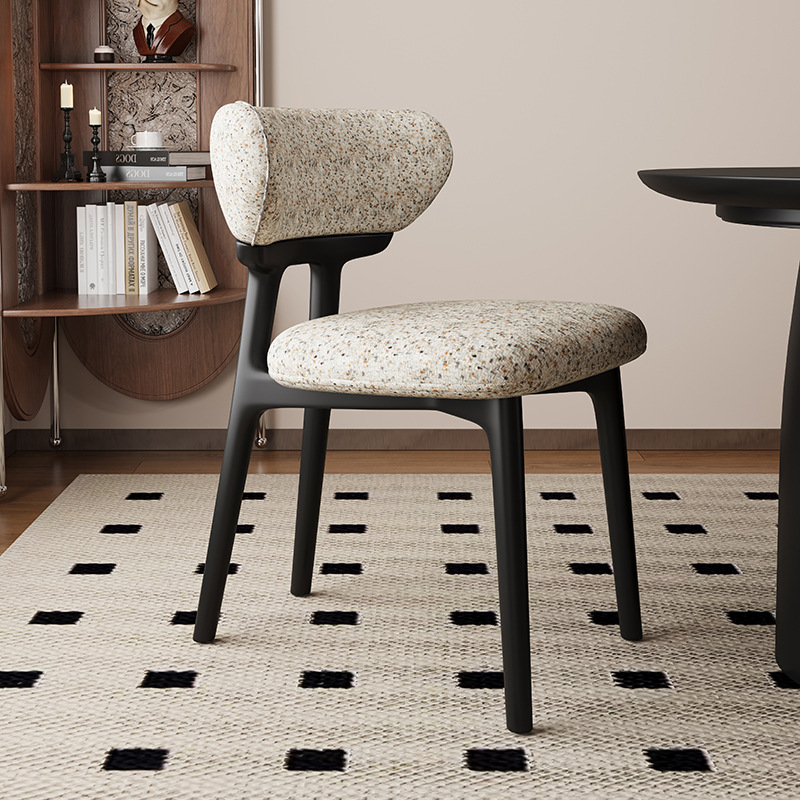 Silla de comedor de madera maciza nórdica, restaurante doméstico, silla trasera de cuero de microfibra, tela de lino y algodón, mesa y silla de comedor de hotel de alta gama