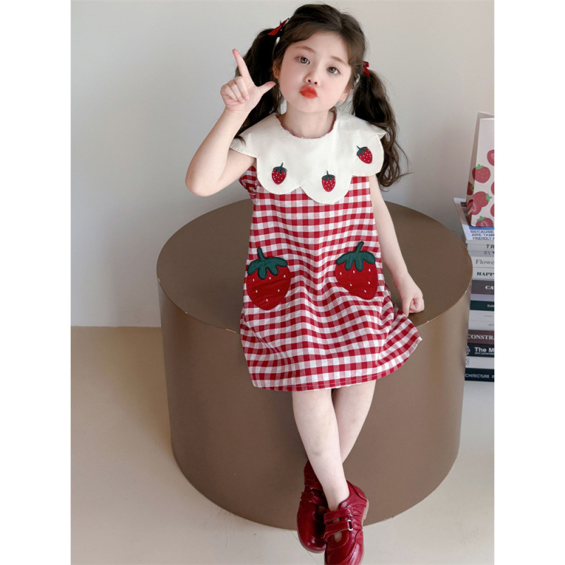 Girls Summer Plaid Doll Collar Dress 2025 New Fashionable and Sweet Baby Girl Strawberry Embroidered Summer Dress