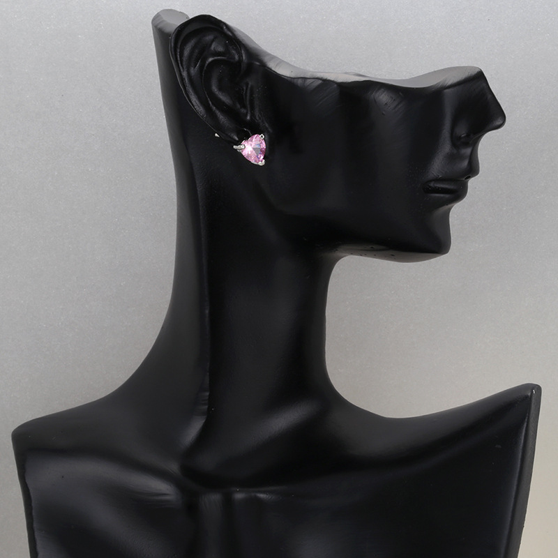 Fashion Heart Shape Copper Ear Clips Ear Studs Plating Inlay Zircon Copper Earrings display picture 4