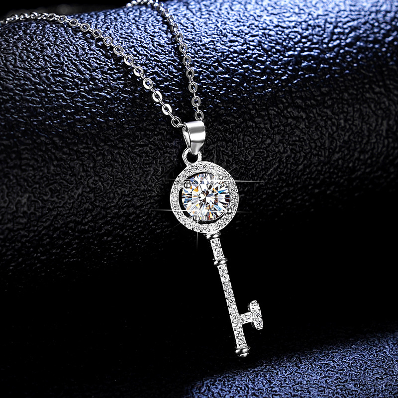 Simple Style Key Sterling Silver Inlay Moissanite Zircon Pendant Necklace display picture 2