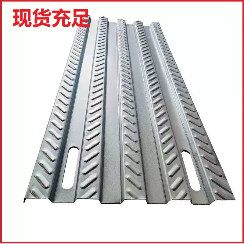 光伏支架检修通道 运维通道压纹波浪形 梯型锌铝镁走道板屋脊盖板