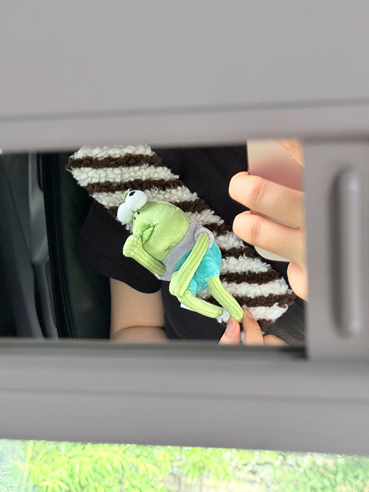 Spongebob Squarepants Bikini Bottom Residents Car Seat Shoulder Protector Plush Doll Seatbelt Decoration Anti-Strangle Imitation Shoulder Pad