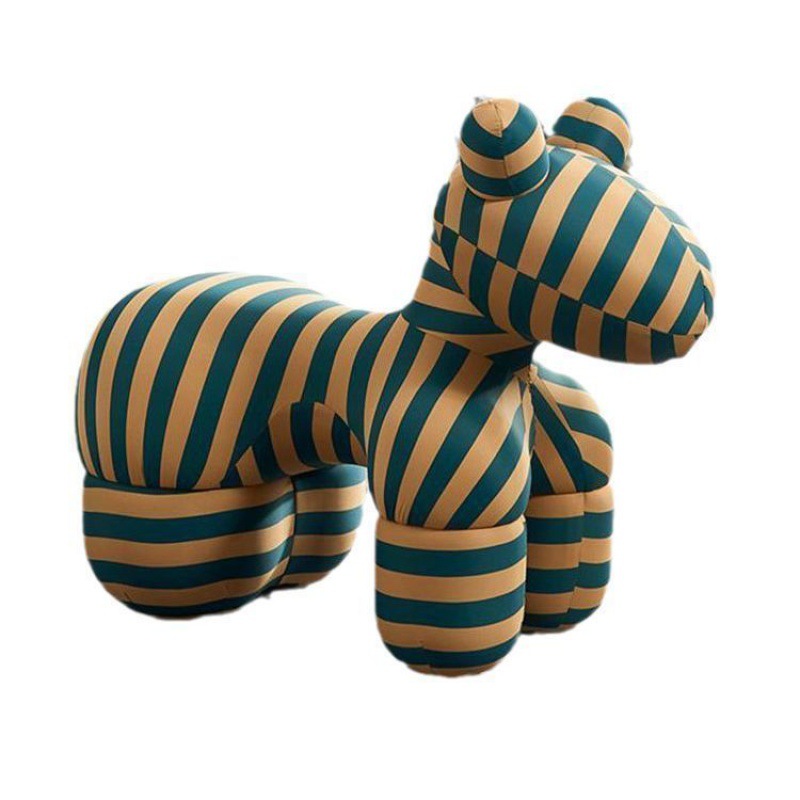 아이스 실크 원단 [블루 스트립]에는 개스킷 + 피부 친화적인 3D가 함께 제공됩니다.