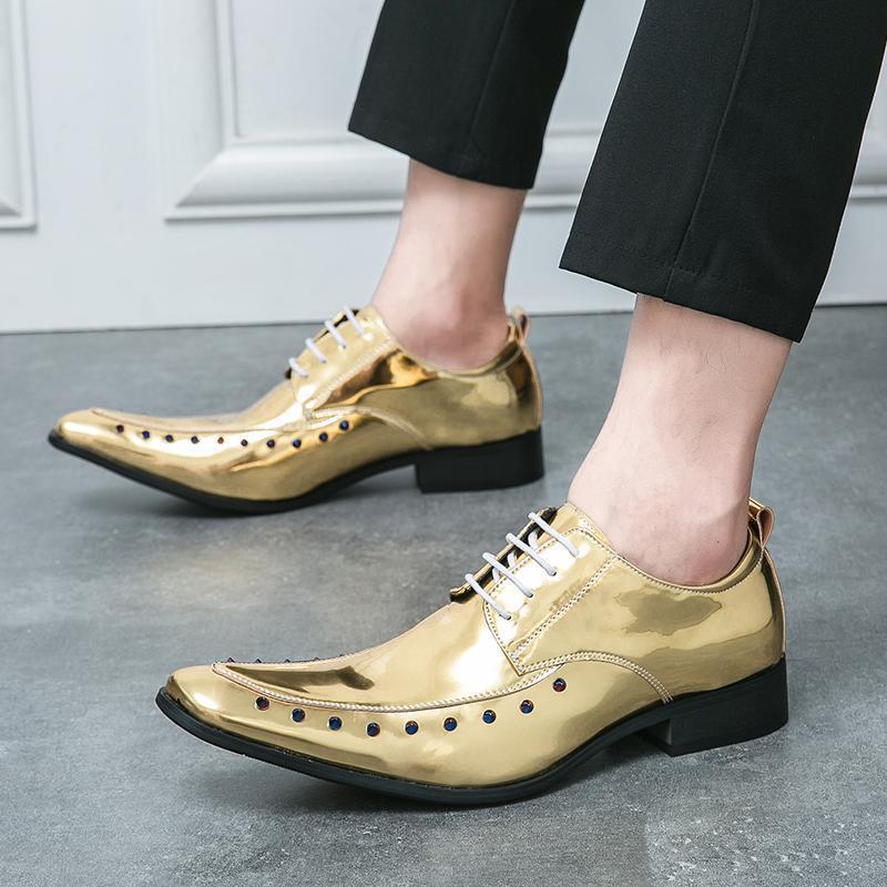 Zapatos de cuero dorados azules de Chelsea para hombres de verano británicos retrógrados de un pedazo transpirables zapatos de cuero de punta image 3