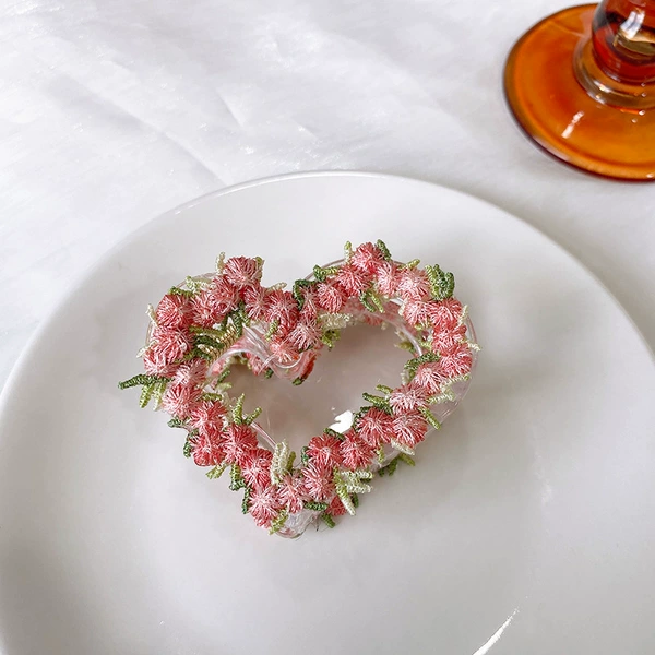 Crab pin, floral print