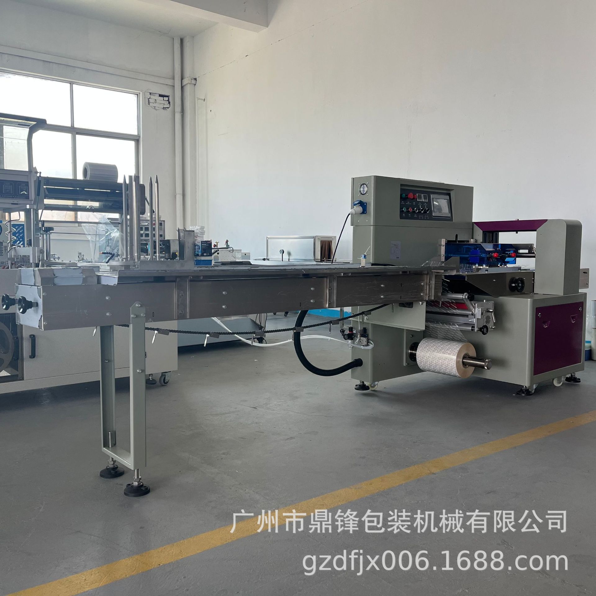 订制 枕式自动包装机 伺服卧式包装机 刹车片全自动包装机