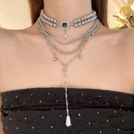 银灰色多层叠戴珍珠项链女复古小众轻奢高级感choker锁骨链配饰