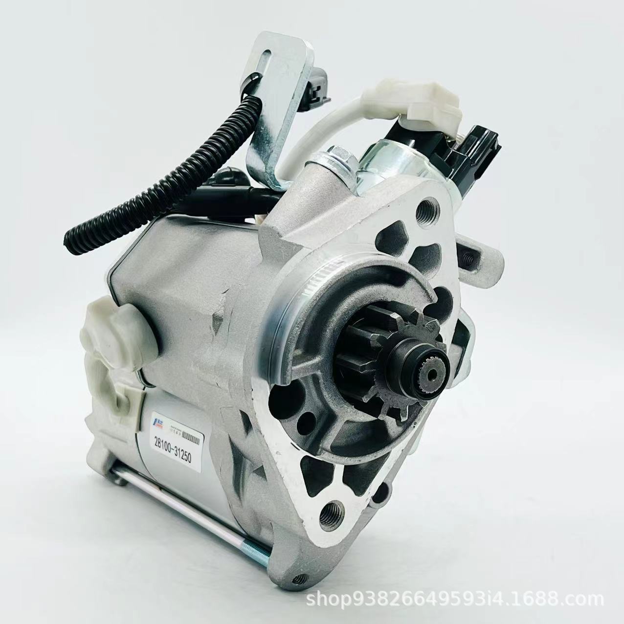 Suitable for Mother-of-pearl Land Cruiser Prado 28100-31250 New Domineering 3.5 Car Starter Direct Sales