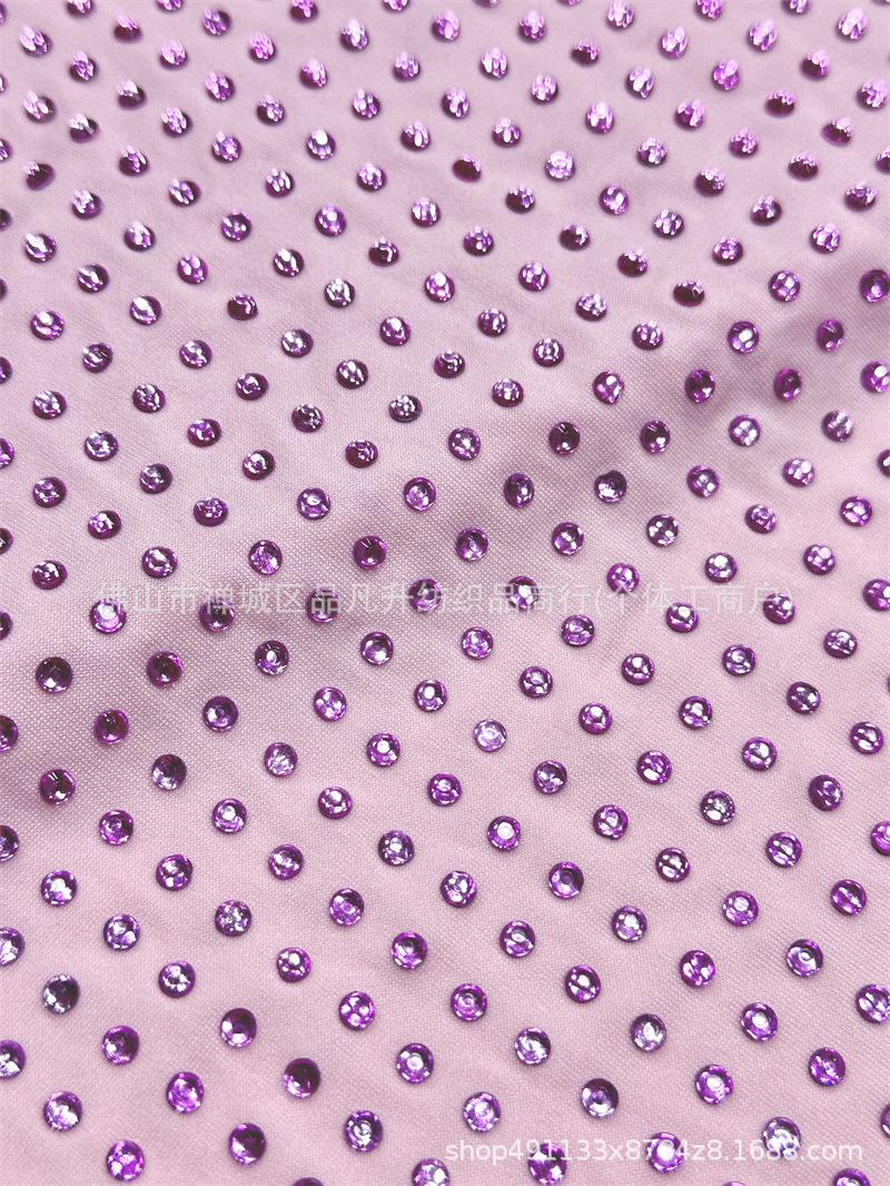 Nuevo tela de seda de leche caliente tela de vidrio caliente tela de perforación caliente vestido delgado vestido