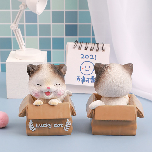 Cute cat meow Xiaole car ornaments creative in-car shaking head ornaments cute lucky cat simulation car accessories