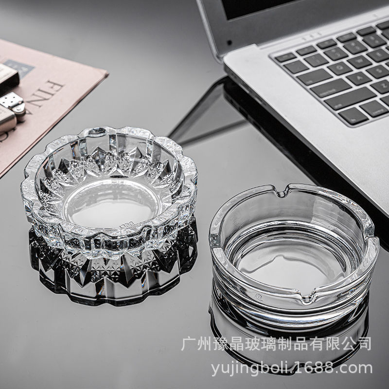 加厚透明玻璃烟灰缸酒店办公圆形葵花烟灰缸时尚万宝路可印字批发