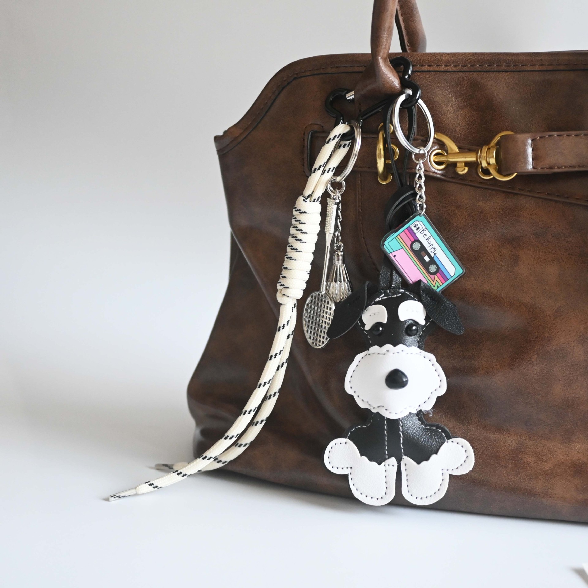 1 Piece Quantity 1 Piece Vacation Classic Style Dog Pu Leather Plating Bag Pendant