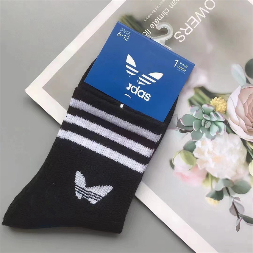 2024 primavera y otoño AGREGAR calcetines de baloncesto deportivos de media pantorrilla de tres hojas de hierba alta marca de moda corriendo calcetines de fútbol