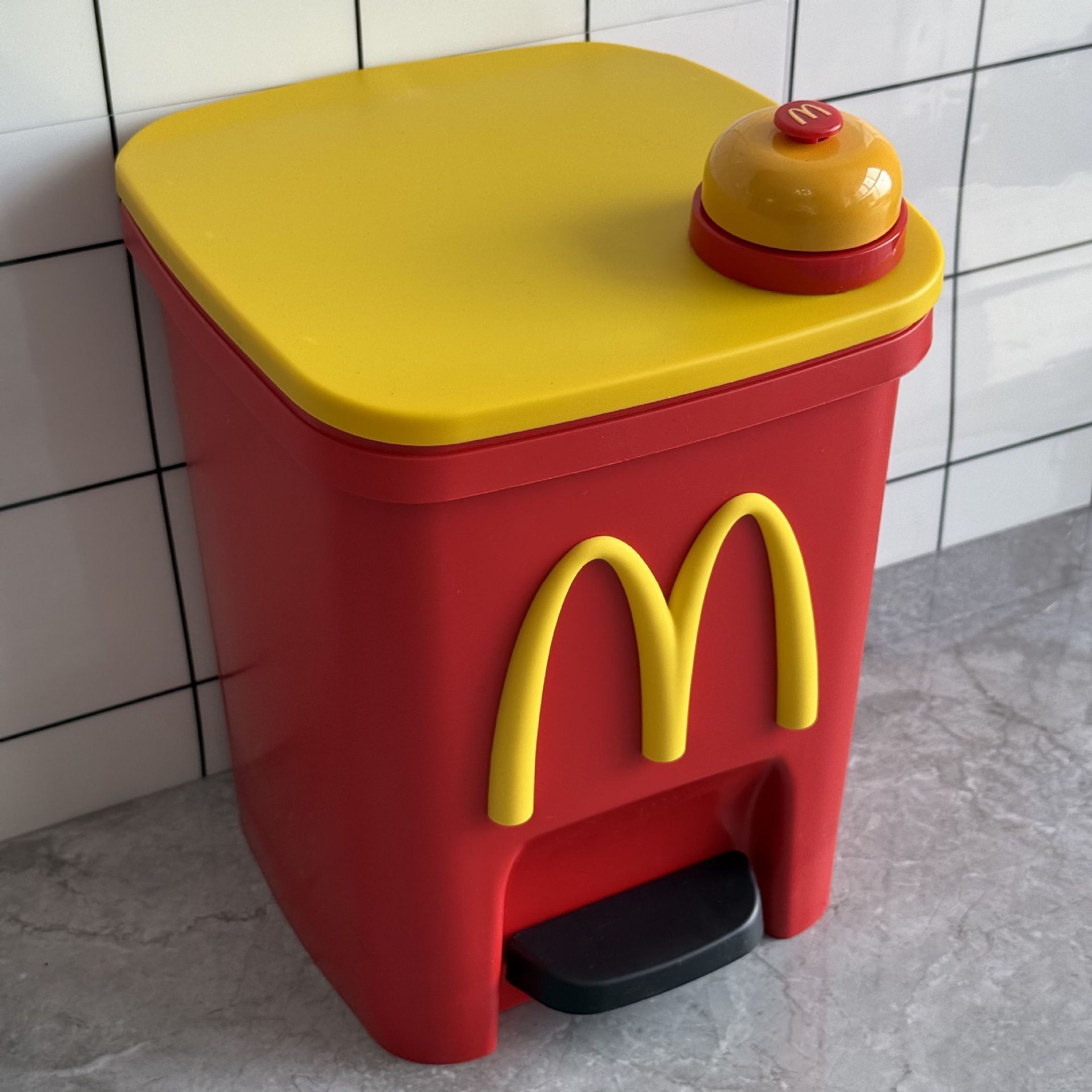 Botella de basura de trigo y trigo pie pie con cubierta encantadora sala de estar familiar dormitorio silencioso baño de gran capacidad cocina